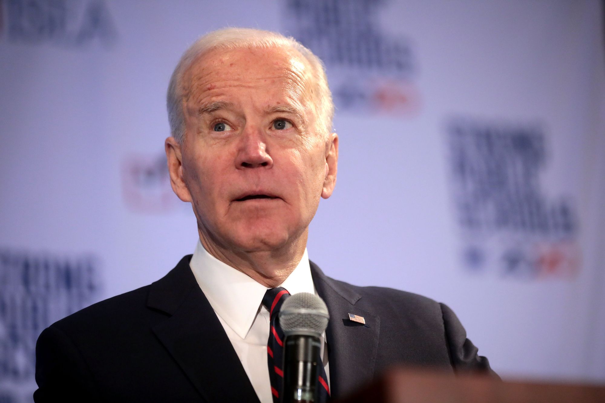 Joe Biden speaking with attendees at the 2020 Iowa State Education Association (ISEA) Legislative Conference at the Sheraton West Des Moines Hotel in West Des Moines, Iowa. Photo: Gage Skidmore
