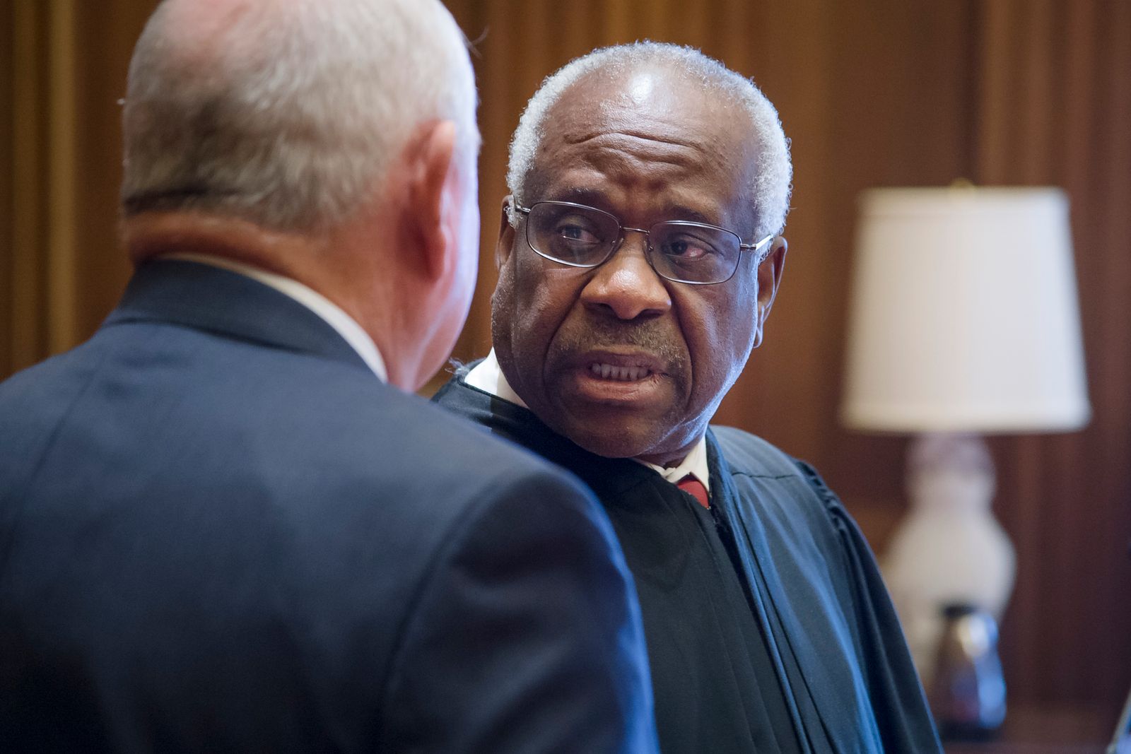 Clarence Thomas (right) swears in Sonny Perdue as the 31st Secretary of Agriculture. Photo by Preston Keres