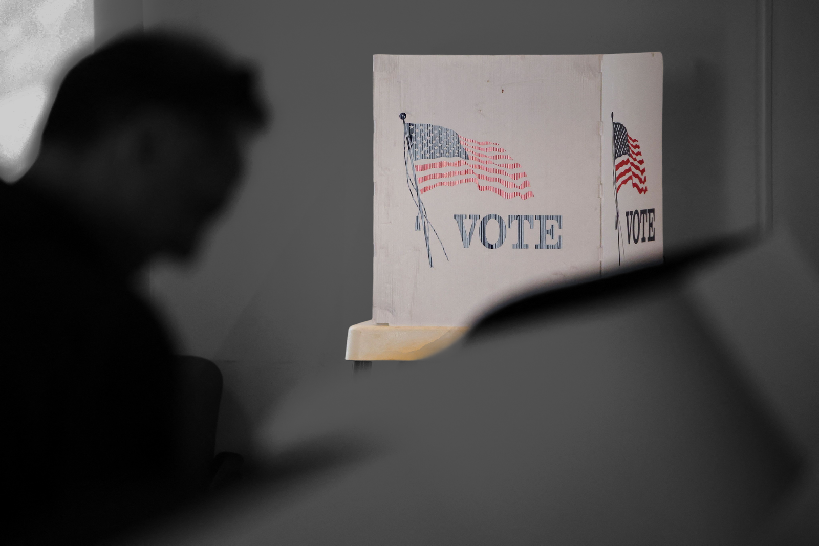 A man votes on Proposition 50 in Beverly Hills, California — October 30, 2025 | REUTERS/Daniel Cole TPX IMAGES OF THE DAY, edited by Russell Nystrom